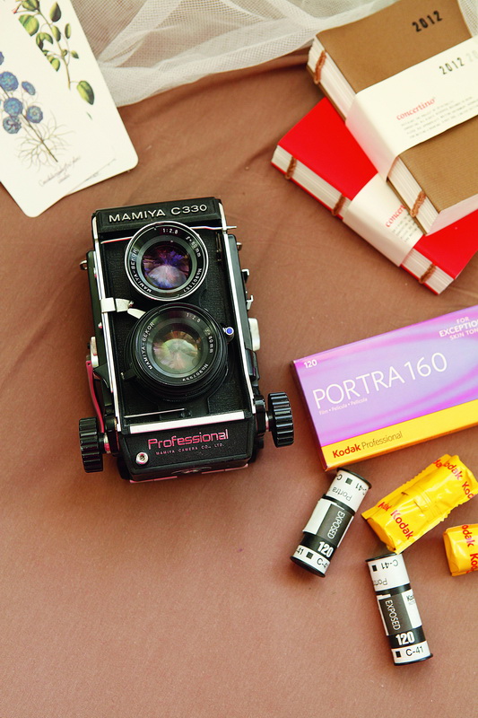 #相机介绍# 全金属双反堡垒MAMIYA C330