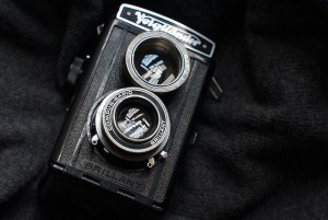 Lubitel 的原装版本 – Voigtlander Focusing Brillant