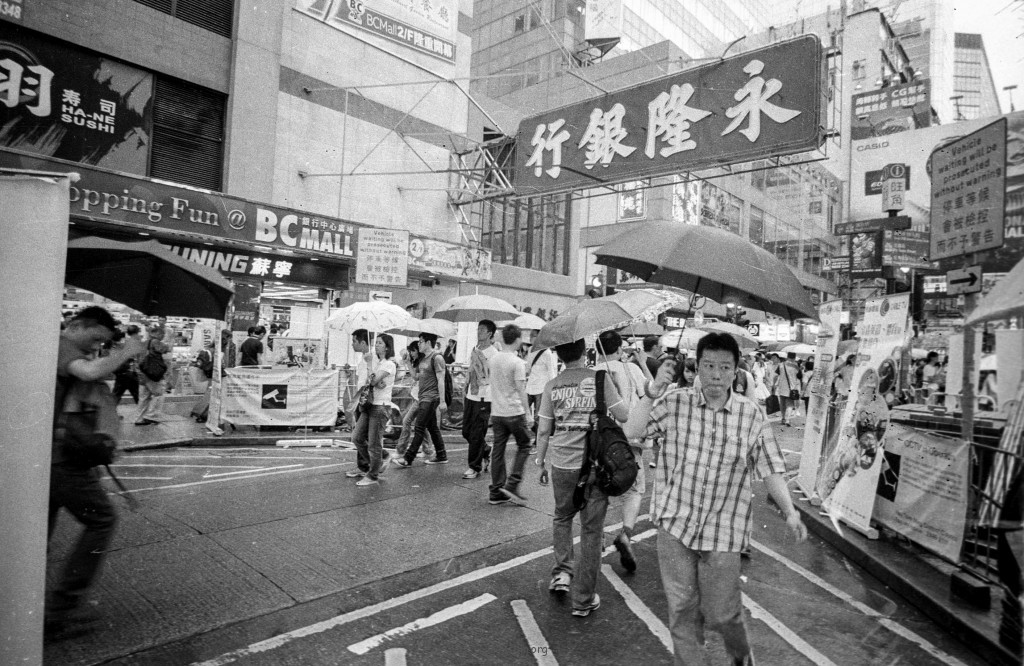 投稿作品No.409 行走都市间