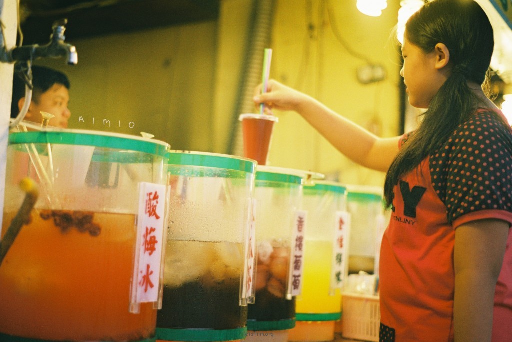 投稿作品No.571 漫步台北淡水街头，融入孩子们的园游会