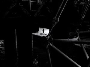 孤立无声的黑白城市 – Rupert Vandervell