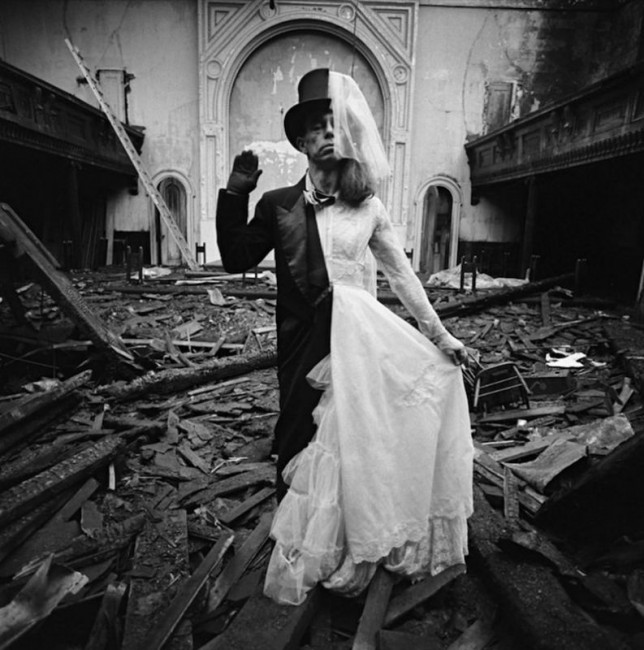 布鲁克林摄影师ARTHUR TRESS 的魔幻写实摄影