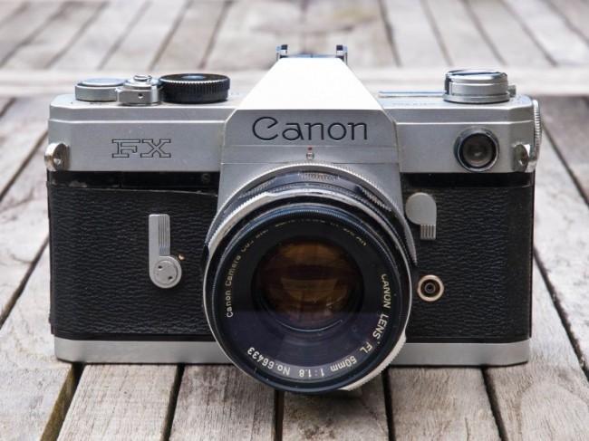 名不见经传的精实单眼 – Canon FX