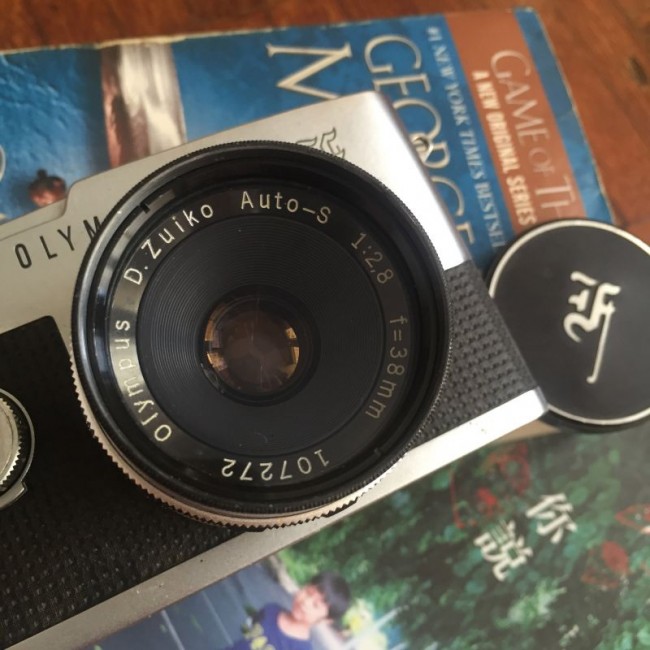 D.Zuiko Auto.S 38mm f/2.8 – 不知限定为何物的限定版镜头