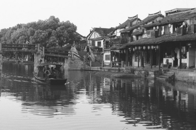 [13029] 黑白画西塘