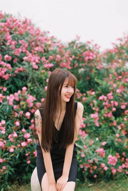 [13637] 你笑的像夏天的花