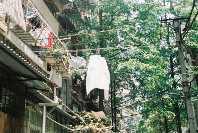 [14346] 夏天，挂在风里的衣摆