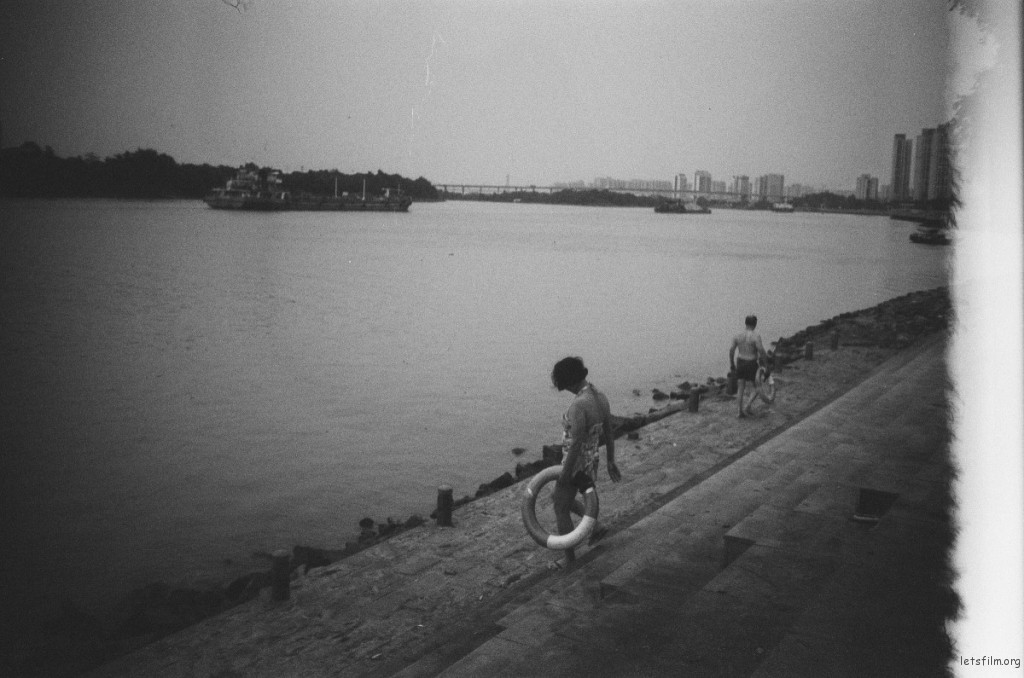 [22642] 顺德之河边人4-居