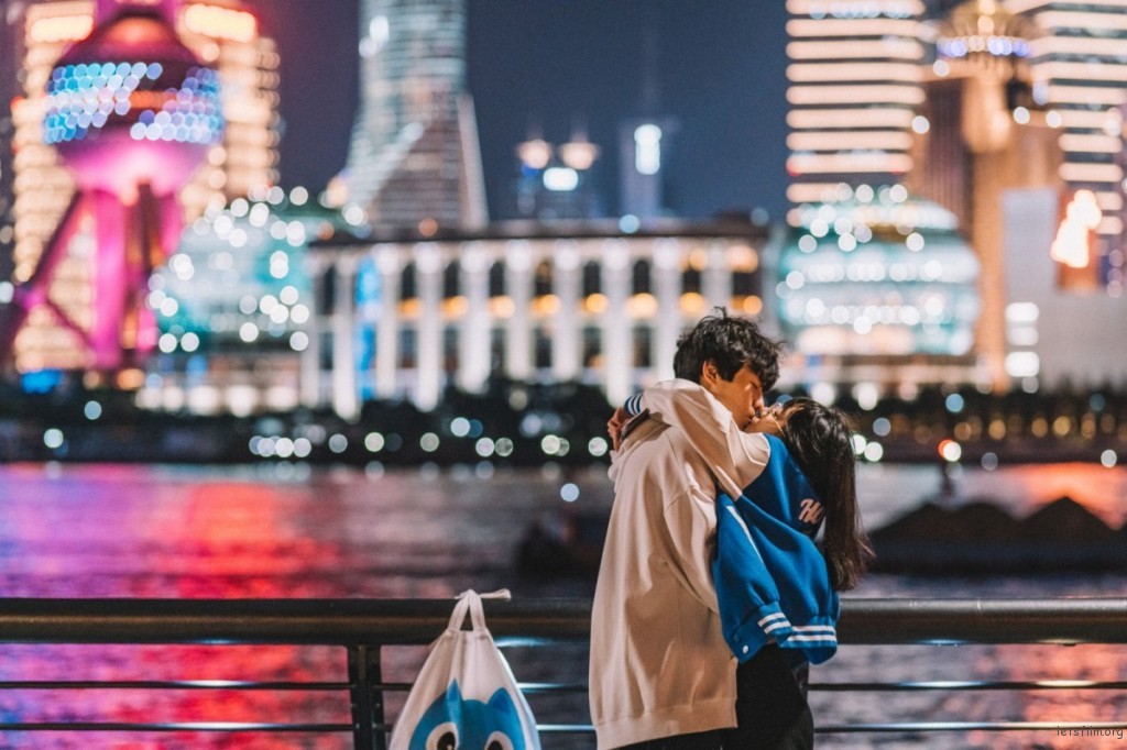 我只是把想说的话，都藏在了快门里
